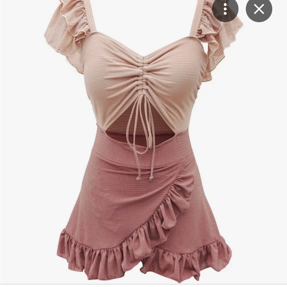 Ladies bathing suit